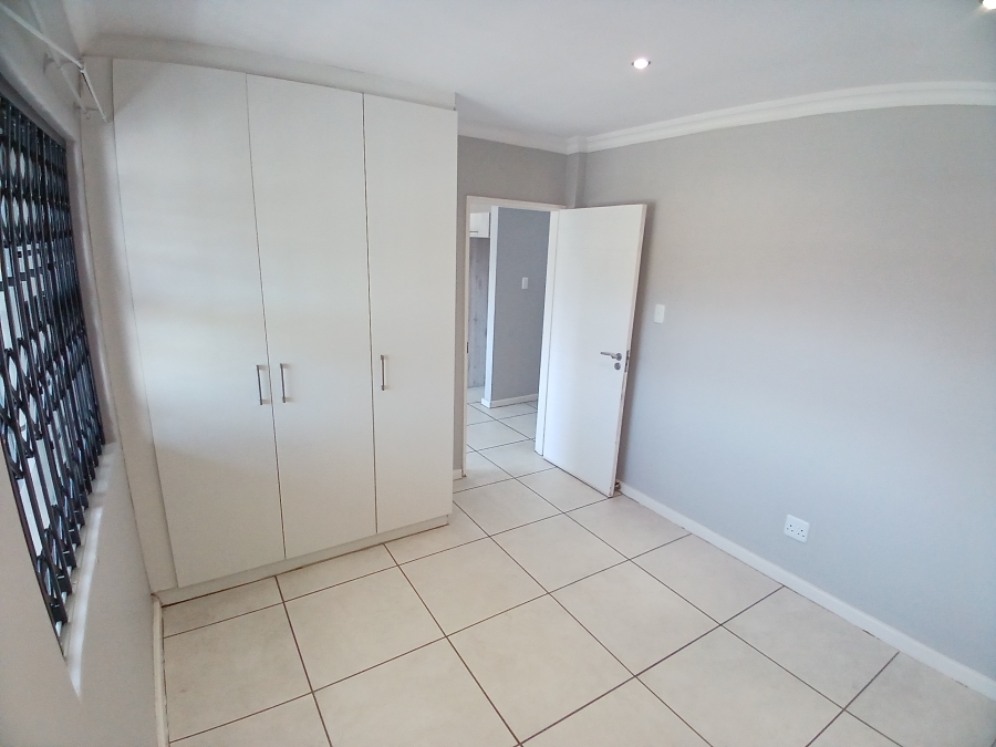 To Let 2 Bedroom Property for Rent in Walmer Eastern Cape